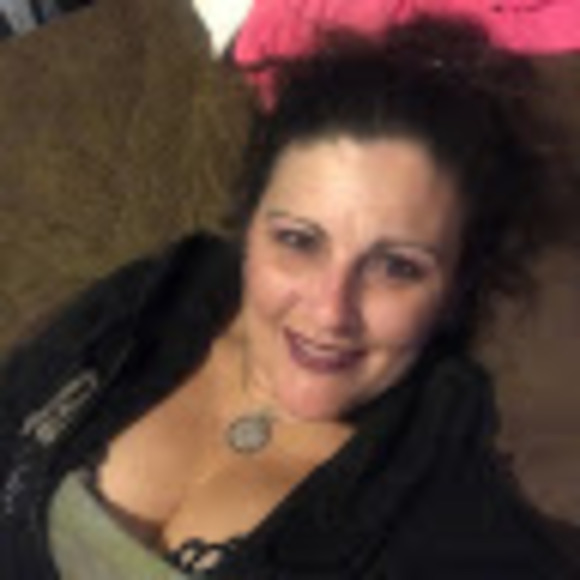 julielawson453